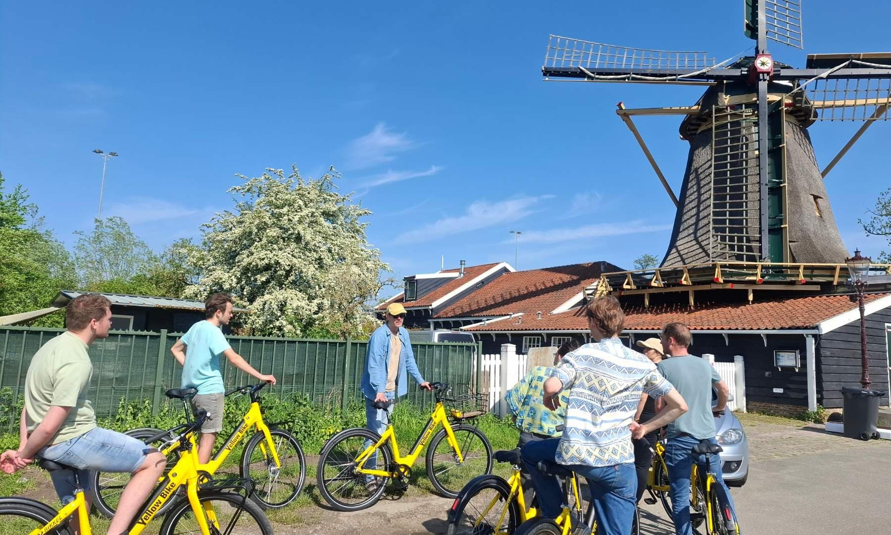 E-Bike Day Trip to Zaanse Schans with Yellow Bike