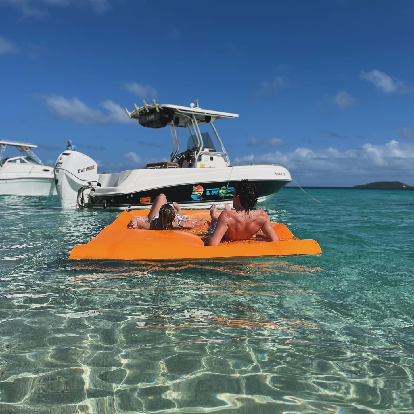 Explore Puerto Rico’s Icacos and Palomino Cays: Private Full-Day Boat Tour from Fajardo