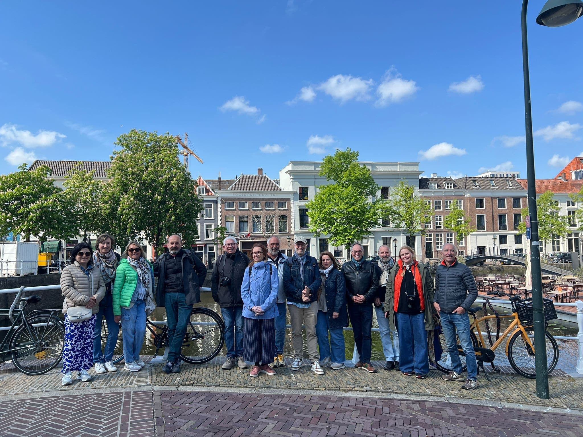 City Tour & Cultural Highlights with Delft + The Hague