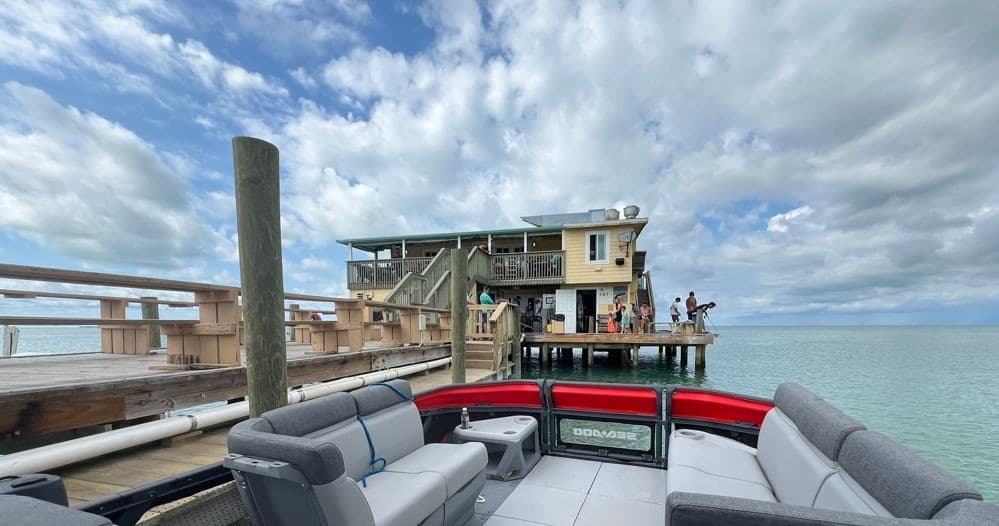 Tiki Bar Hopping on Anna Maria Island: A 4-Hour Nauti Girl Boat Tour