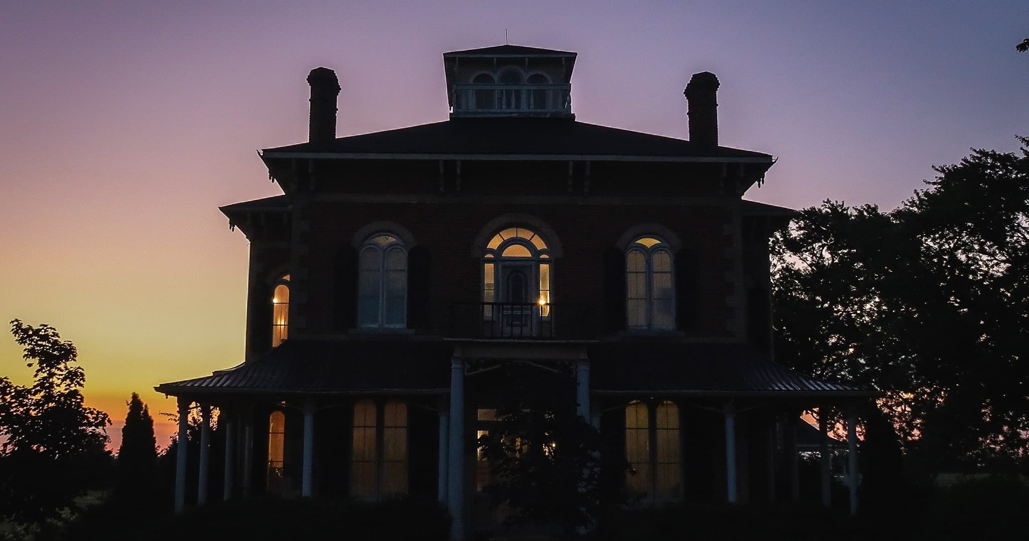Paranormal Investigations at Cottonwood Mansion Museum