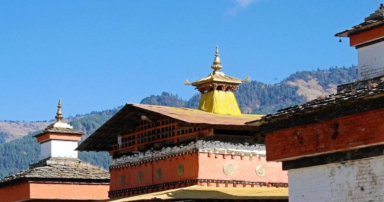 Trekking in Bhutan: Chomolhari Trek with Responsible Adventures