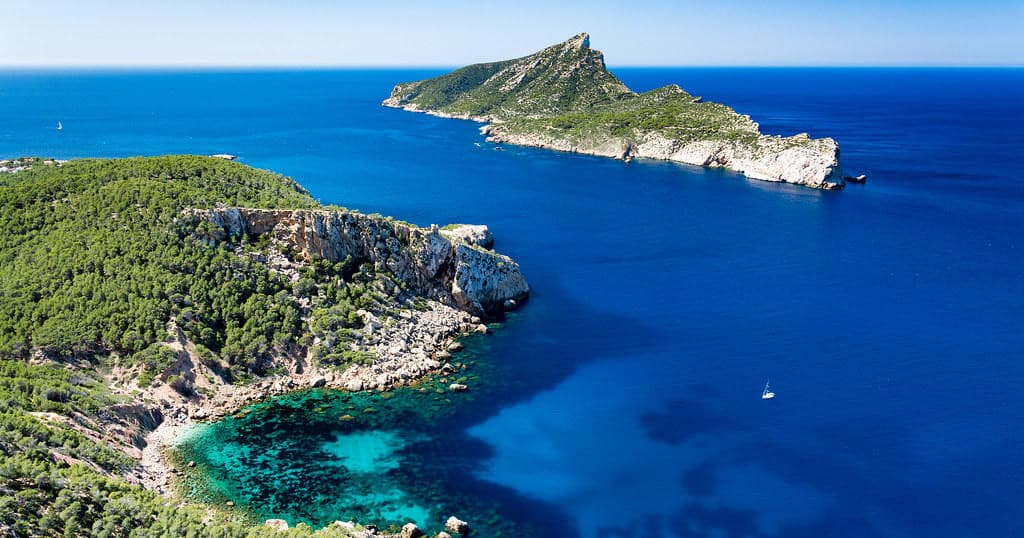 Sailing Mallorca: Five-Day Yacht Route to Cap Formentor