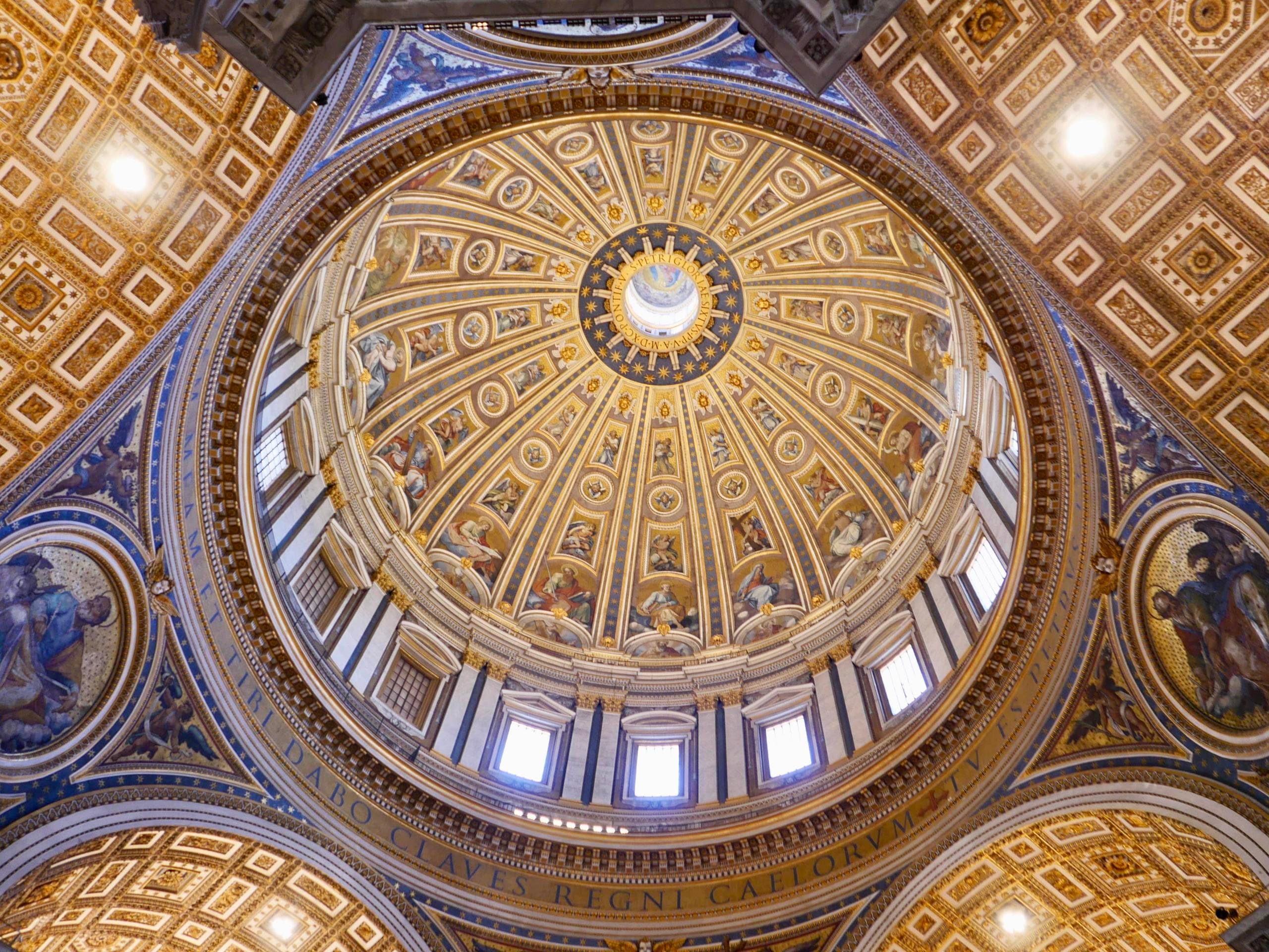 Petersdom Tour in Rome with Touriks: Dome to Grotto Adventure