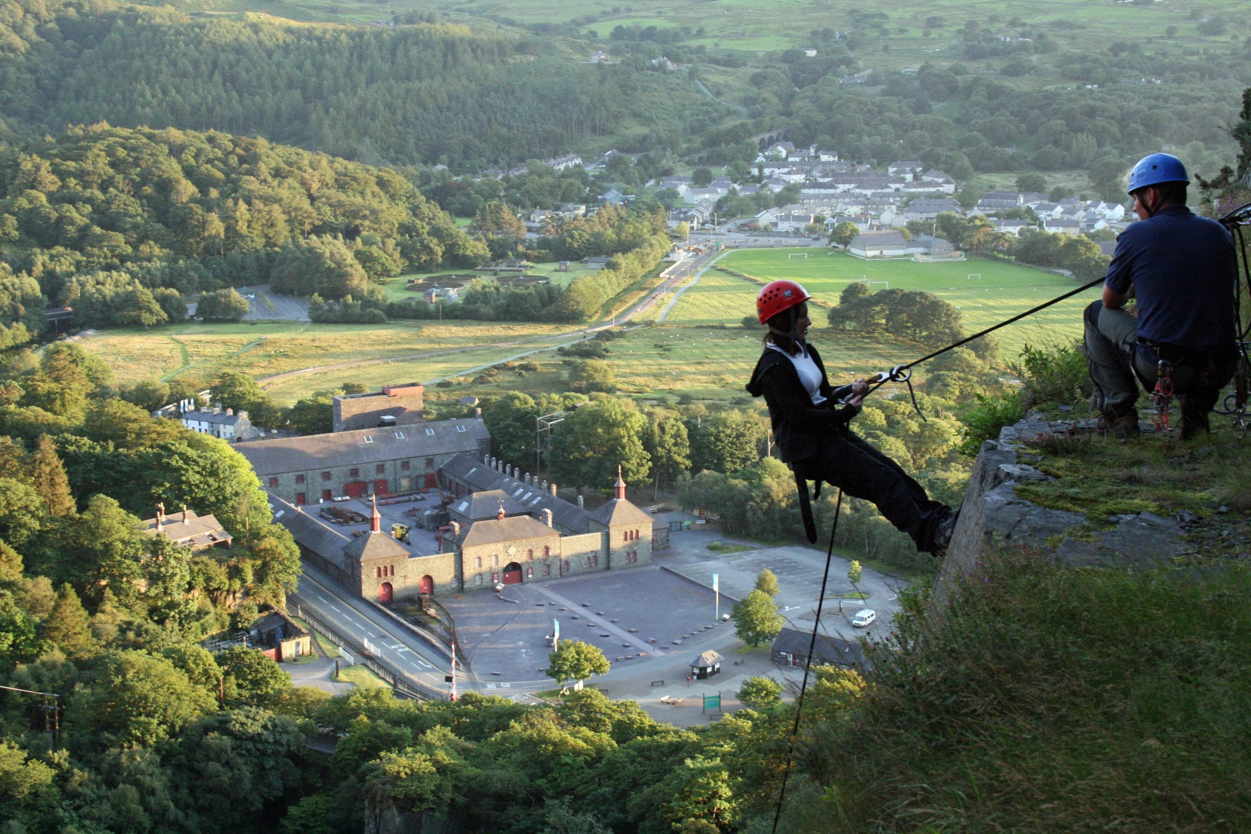 Llanberis Abseiling: Private 90-Foot Rappels in Snowdonia photo 3