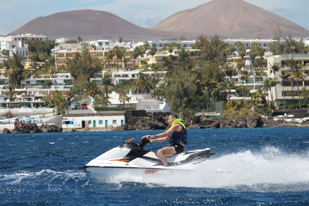 Water Sports & Jet Ski Safari at Playa Blanca by Paracraft Lanzarote