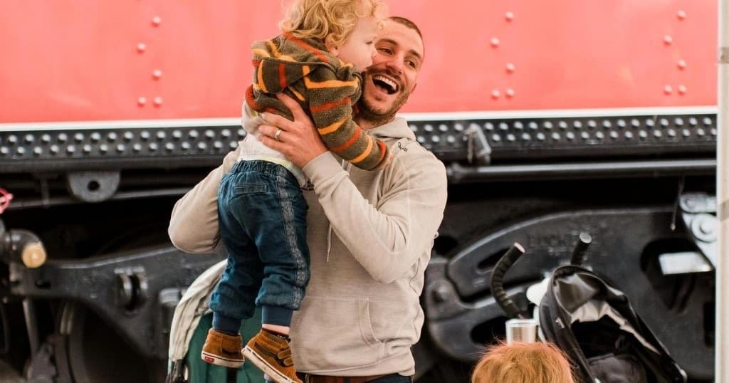 Celebrate Dad with a Scenic Train Ride in Portland