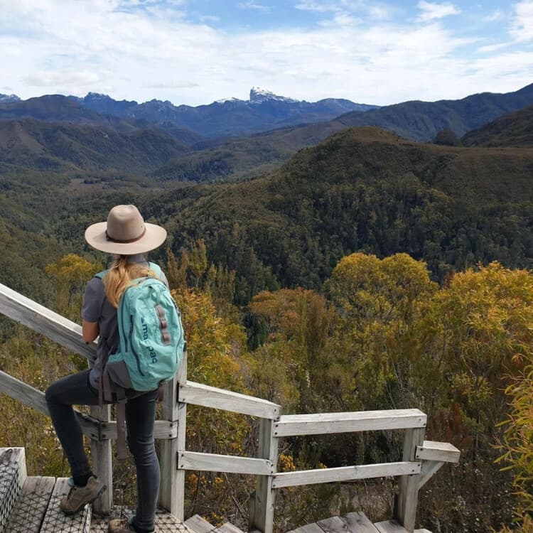 5-Day Tasmania Highlights: Cradle Mountain, Bay of Fires & Wineglass Bay Tour