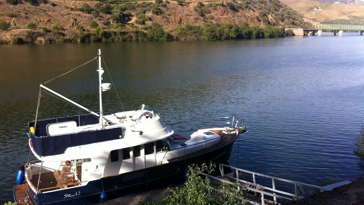 Private Yacht Adventure on Douro River with Porto River Cruise