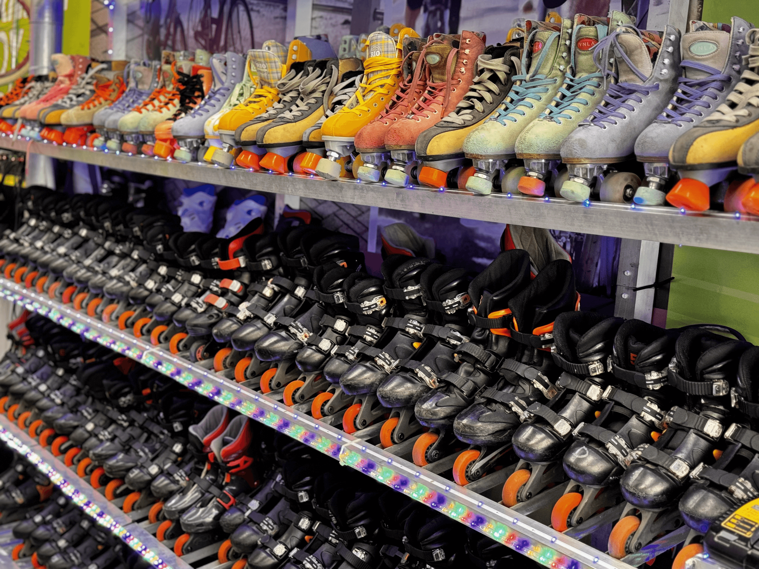 Explore Miami Beach on Rollerblades: Scenic Oceanfront Skating Adventure