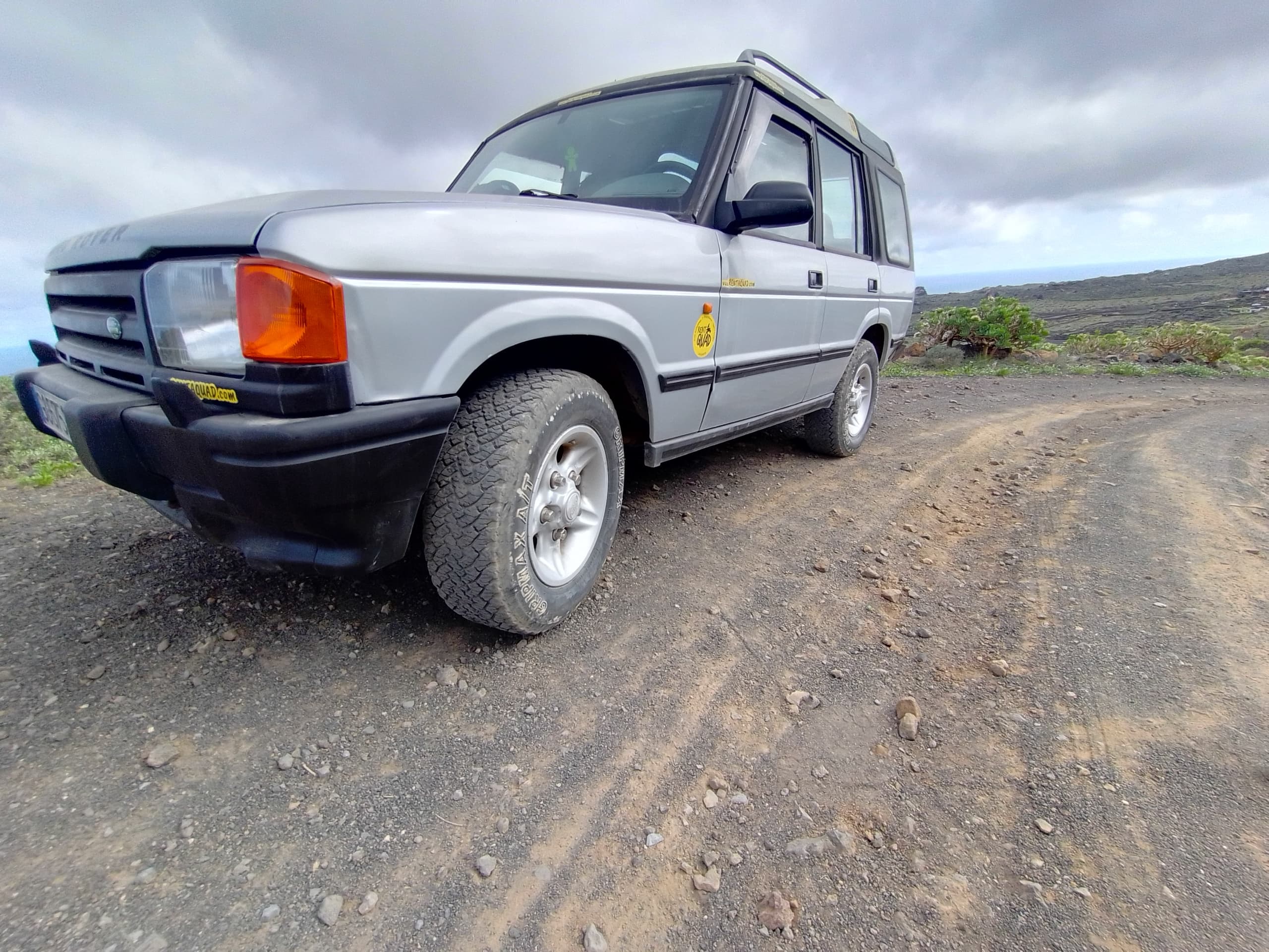 Land Adventure: LR Discovery 4x4 Private Tour Lanzarote