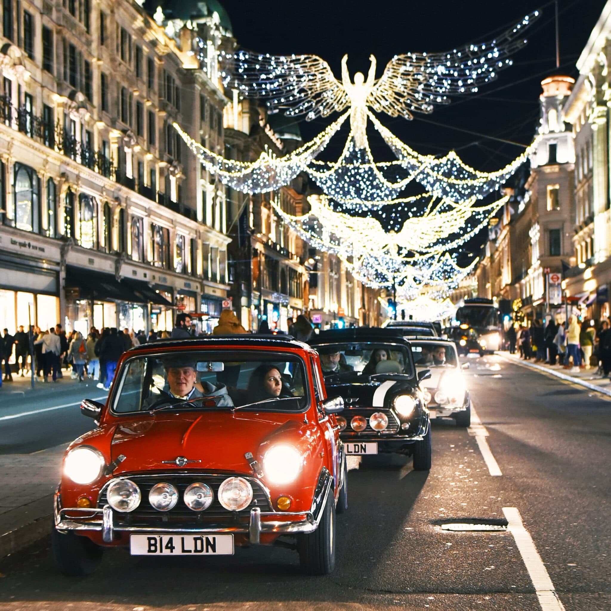 Mini Cooper Christmas Lights Tour: Private London Festive Drive