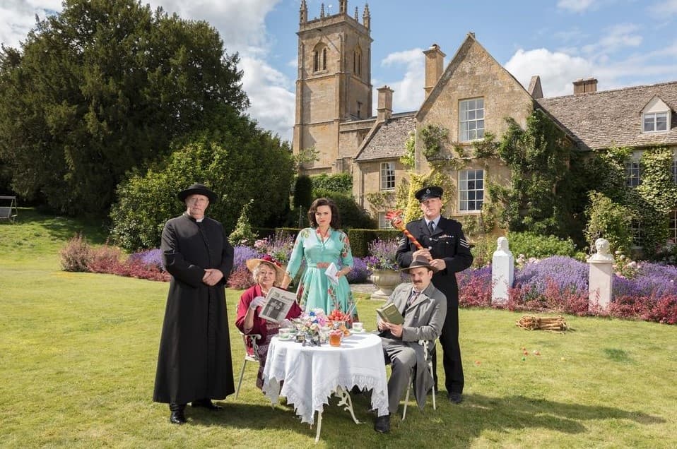 Father Brown Land Tour & Filming Locations in York