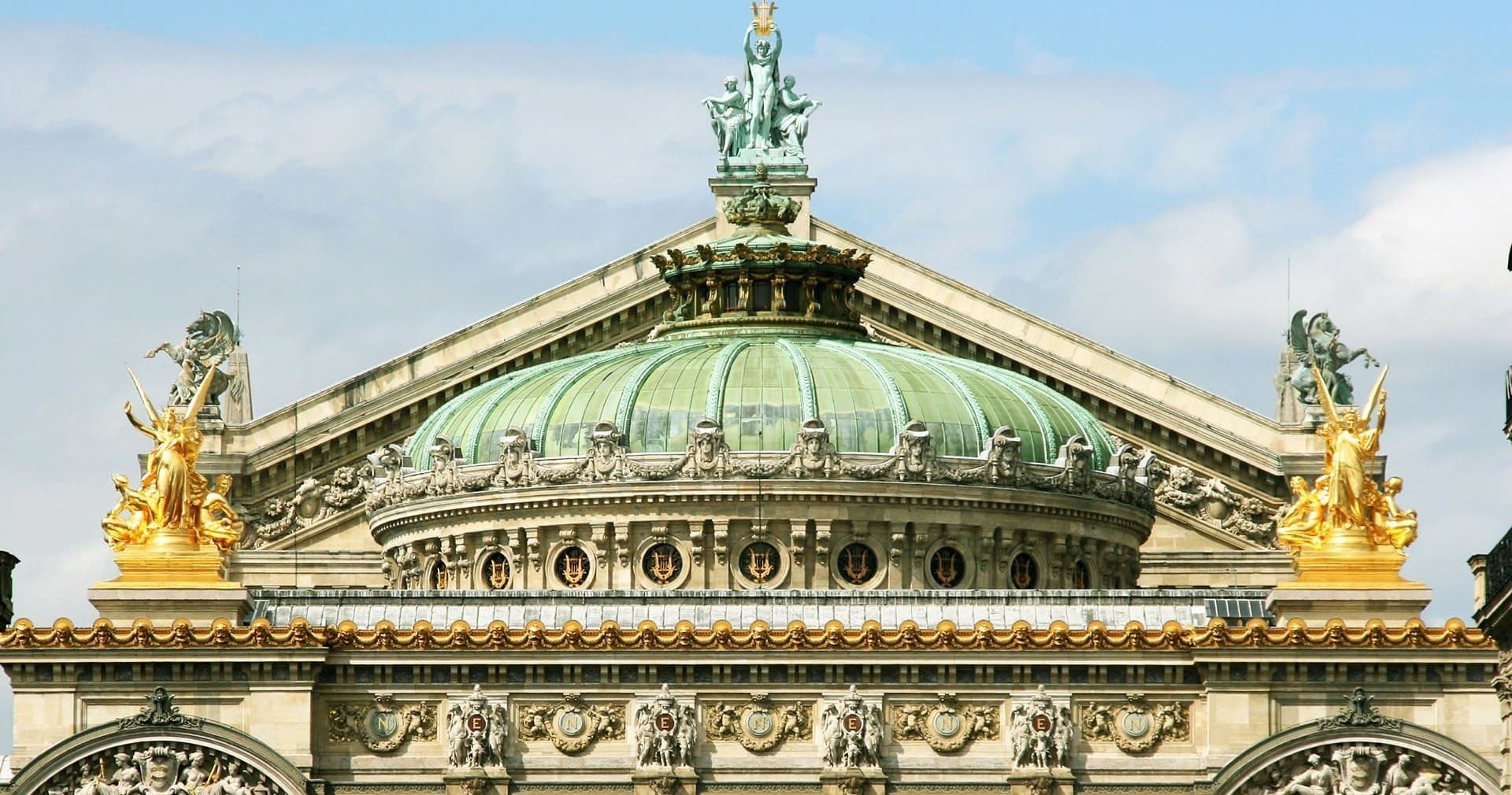 Haussmannian Paris Tour with Paris in Person
