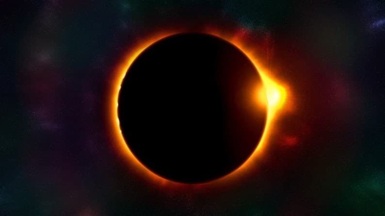 On-Deck Totality: Watch the August 12 Solar Eclipse from a Boat near Valladolid