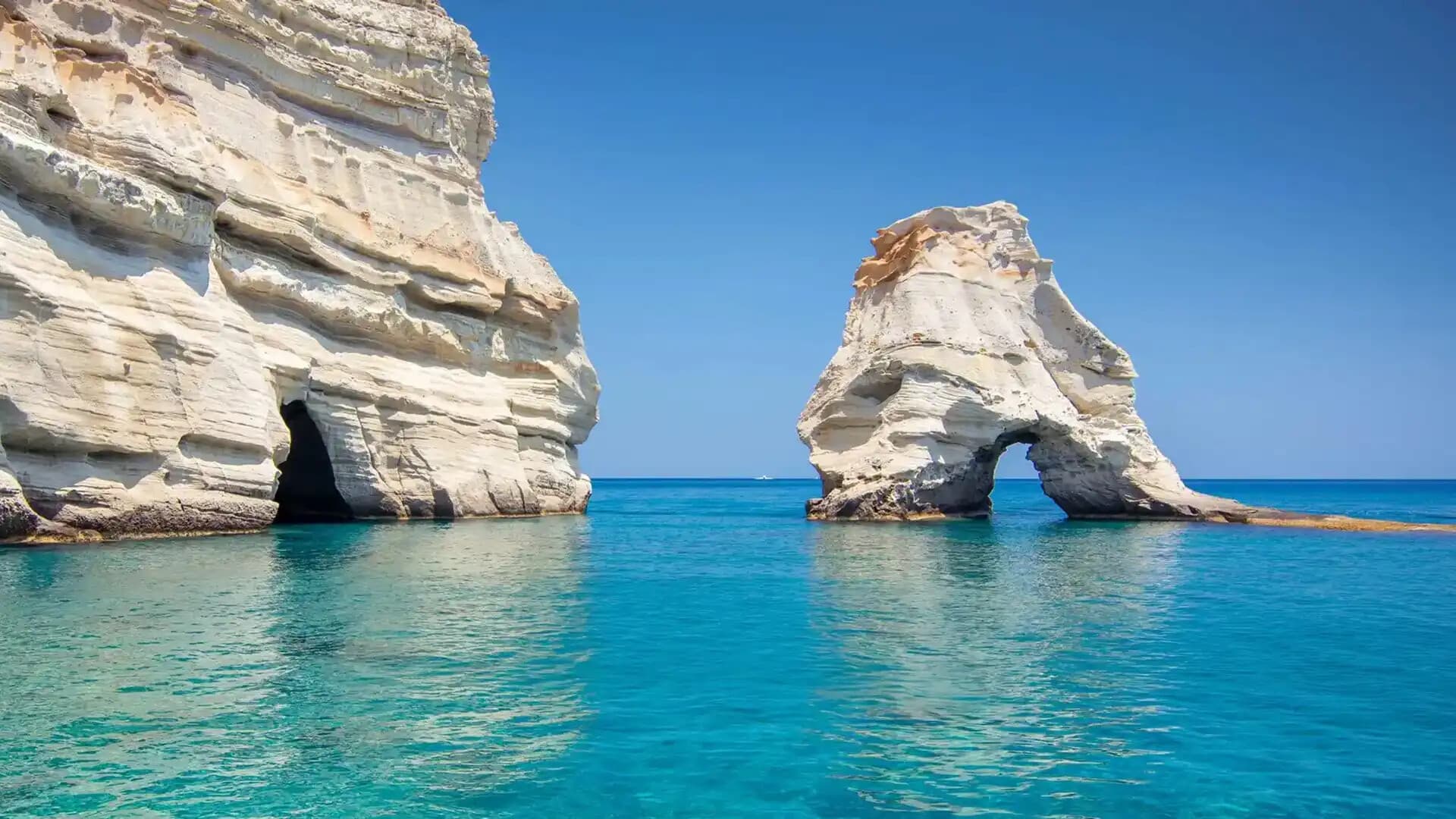 Sail to Kleftiko: Private Half-Day Boat Tour from Adamas, Milos