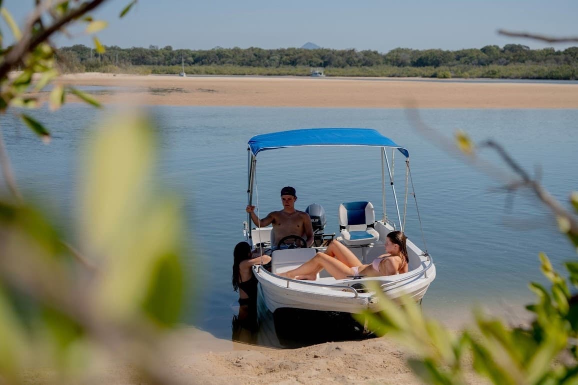 Boat Rentals on Noosa River with Noosa Watersports
