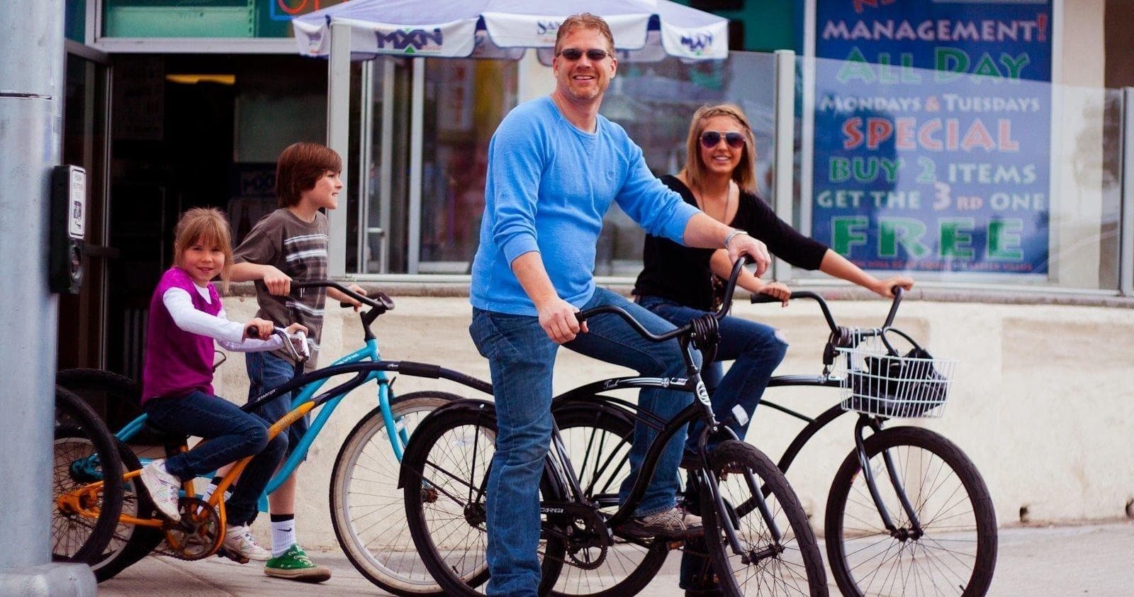 Beach Cruiser Adventures with Ray’s Rental in San Diego