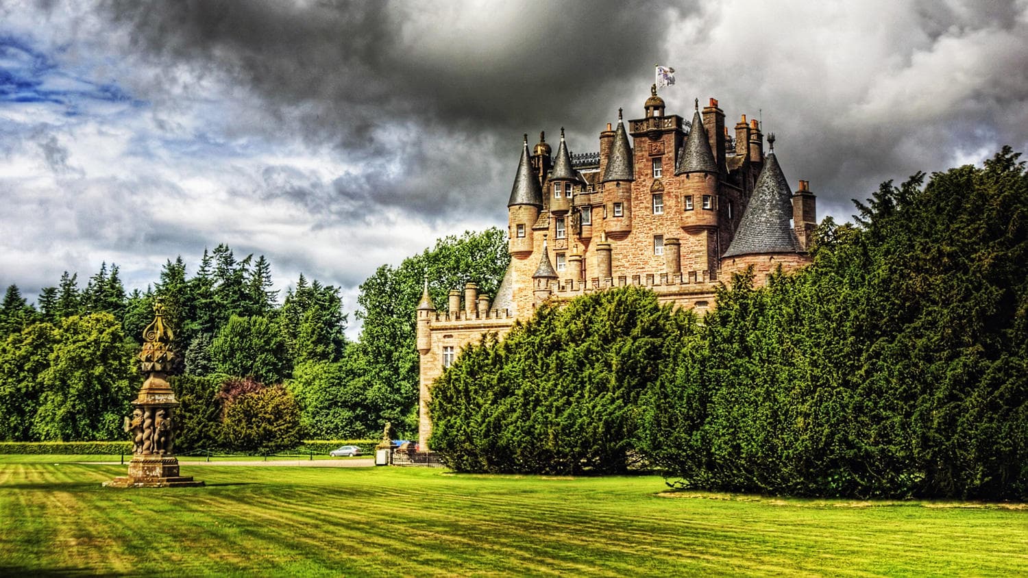 Scotland Land Adventure - ScotlandTrips International Take in Skye & Loch Ness