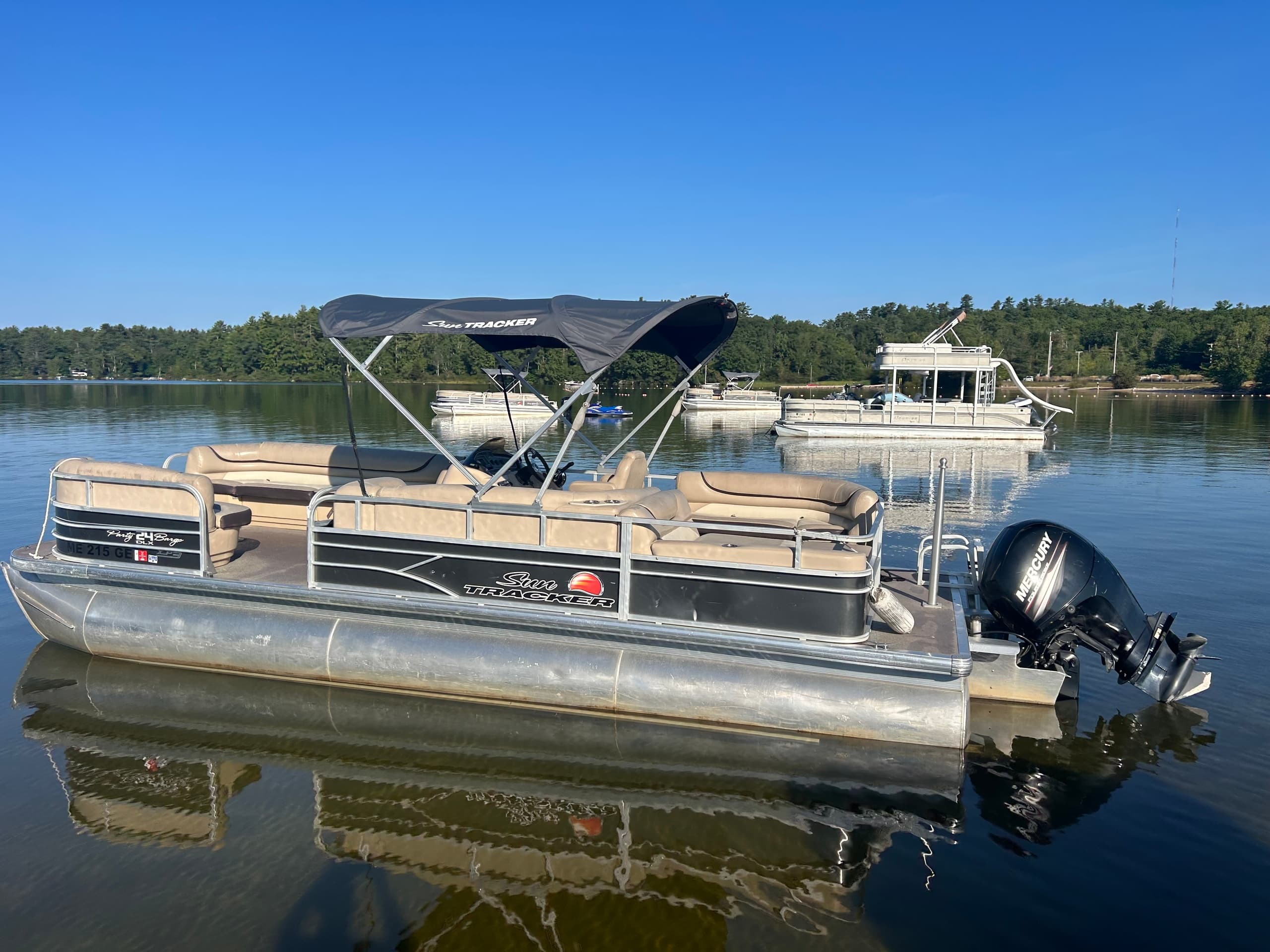 Sebago Lake Pontoon Rentals with Sebago Lake Boat Rentals