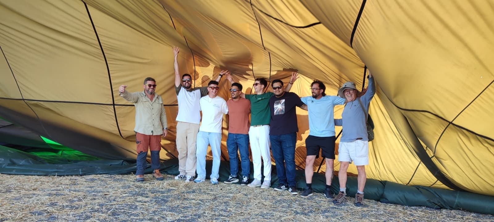 Sunrise Hot-Air Balloon over Alcalá del Júcar: One-Hour Flight with Breakfast and Cava photo 2