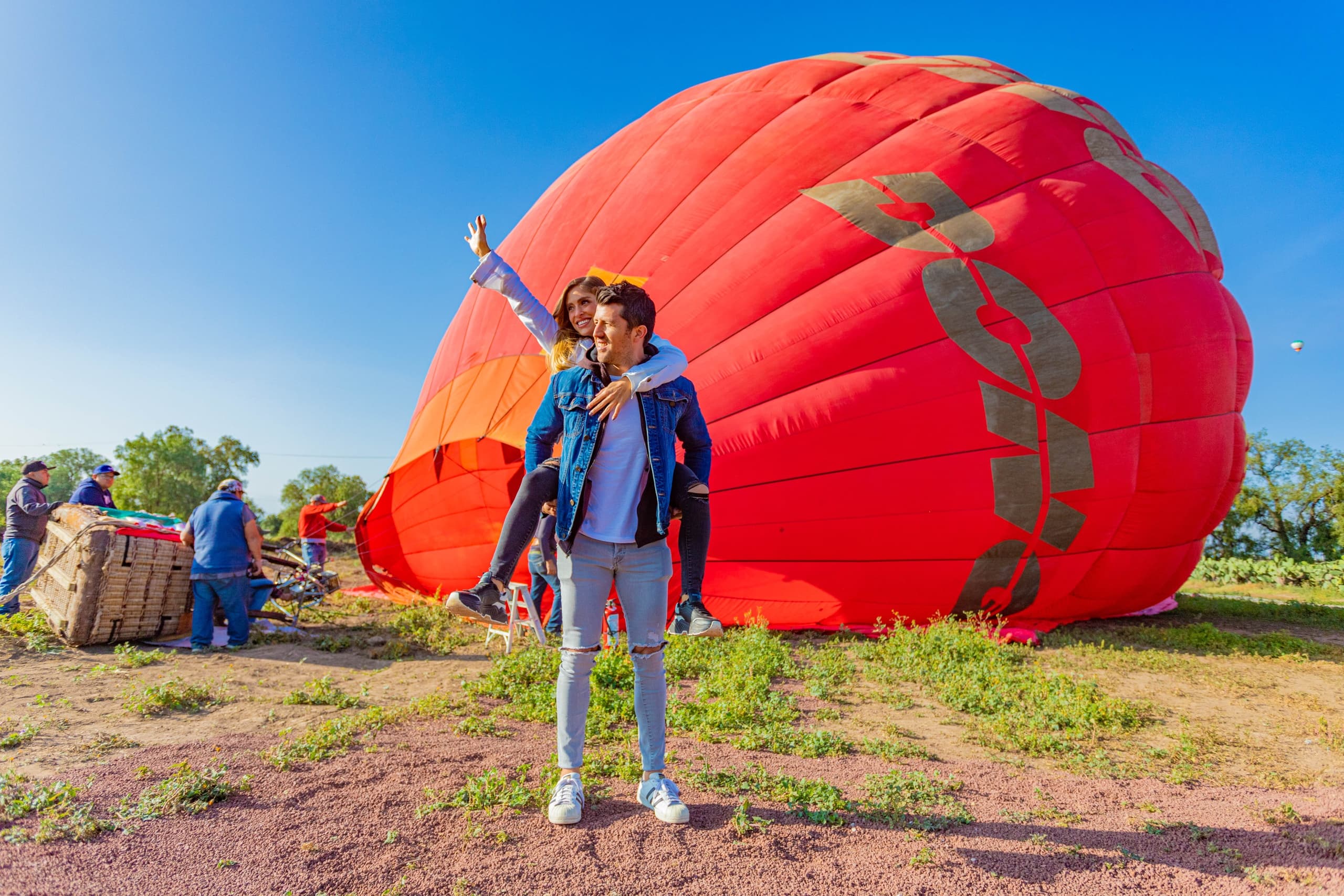 Hot Air Balloon Flights with Xplora Teo in San Martín