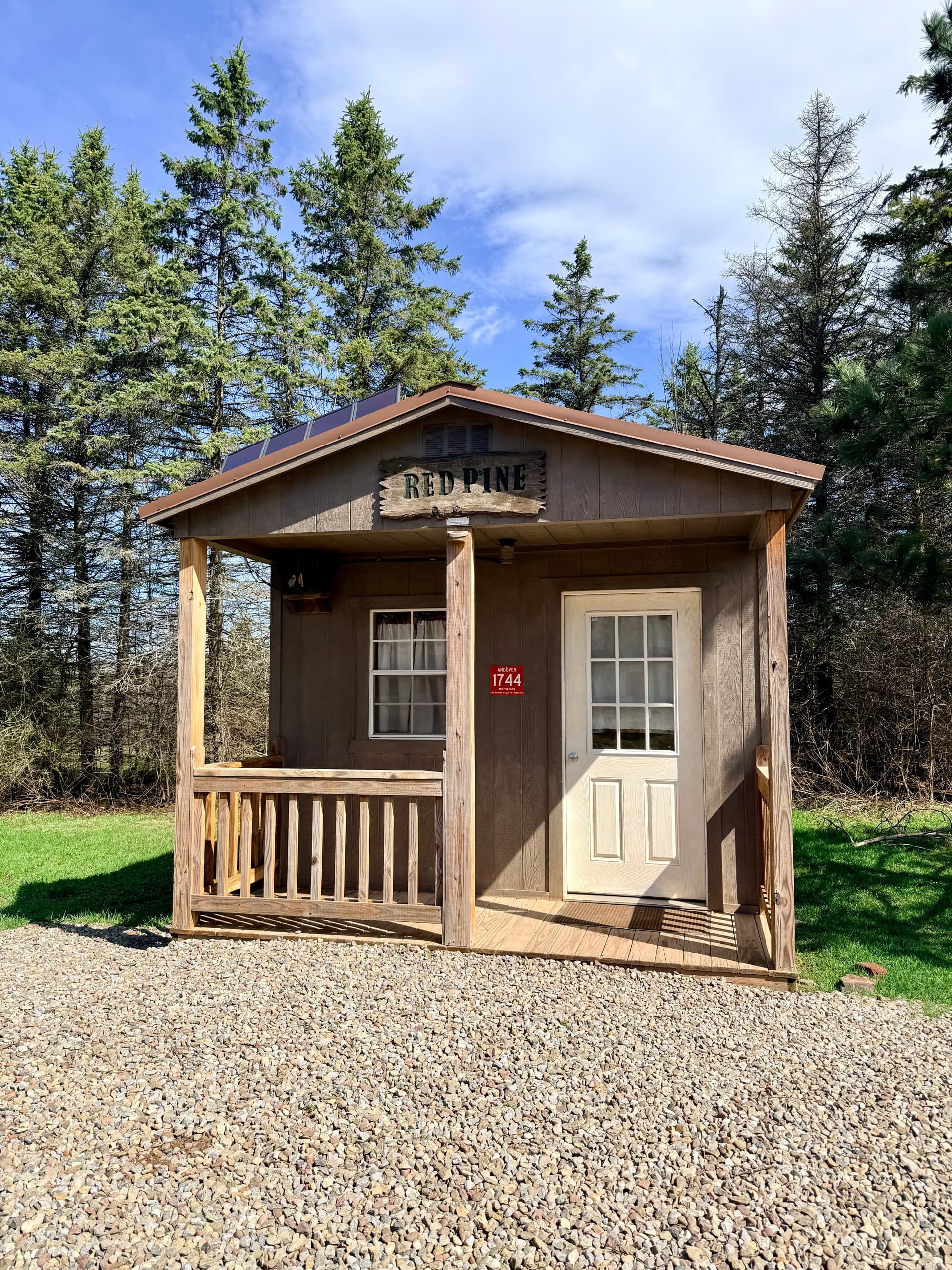 Red Pine Cabin: Off-Grid Cabin Retreat Near Andover, NY