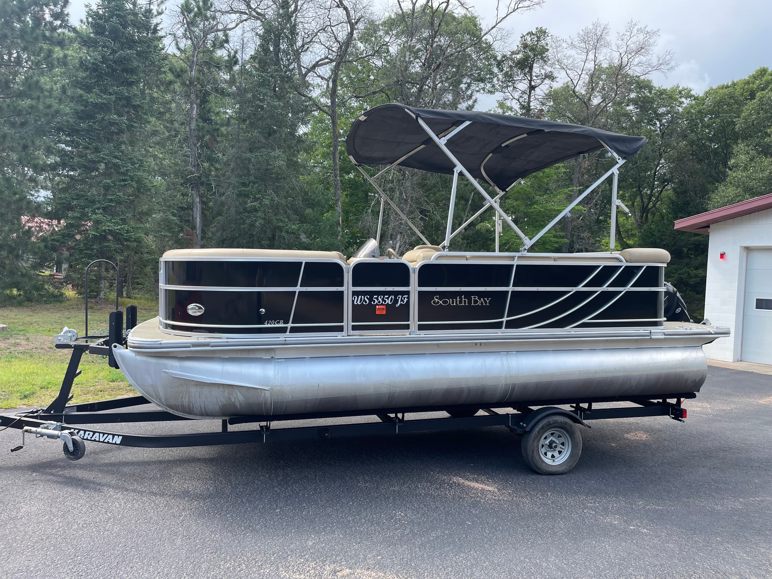 Explore Wisconsin Lakes with the BLACK SOUTHBAY Pontoon