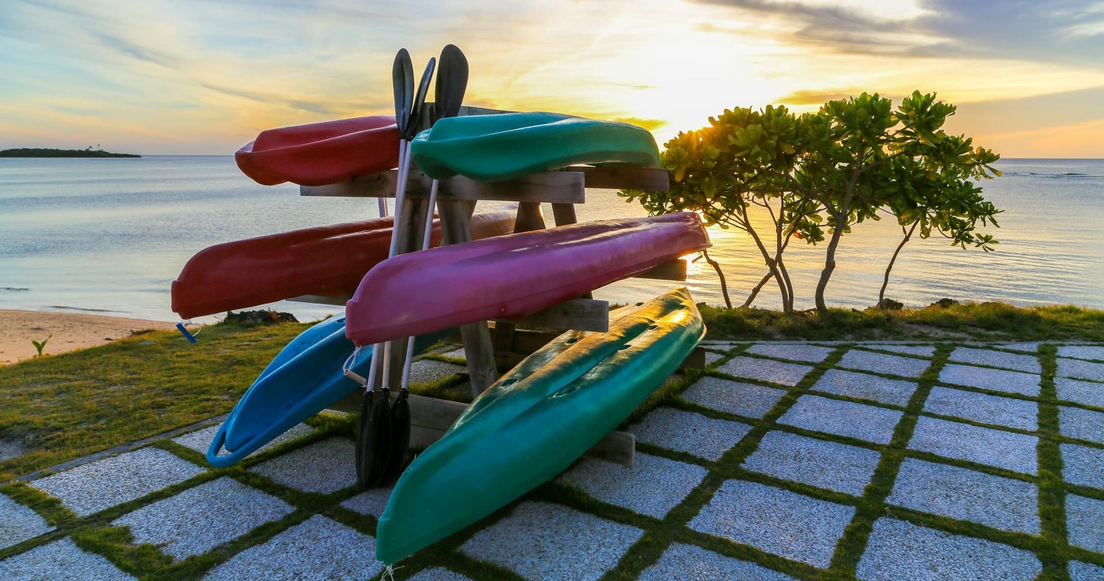 Kayak Rental at Lake Hickory Pub and Marina in Hickory, NC