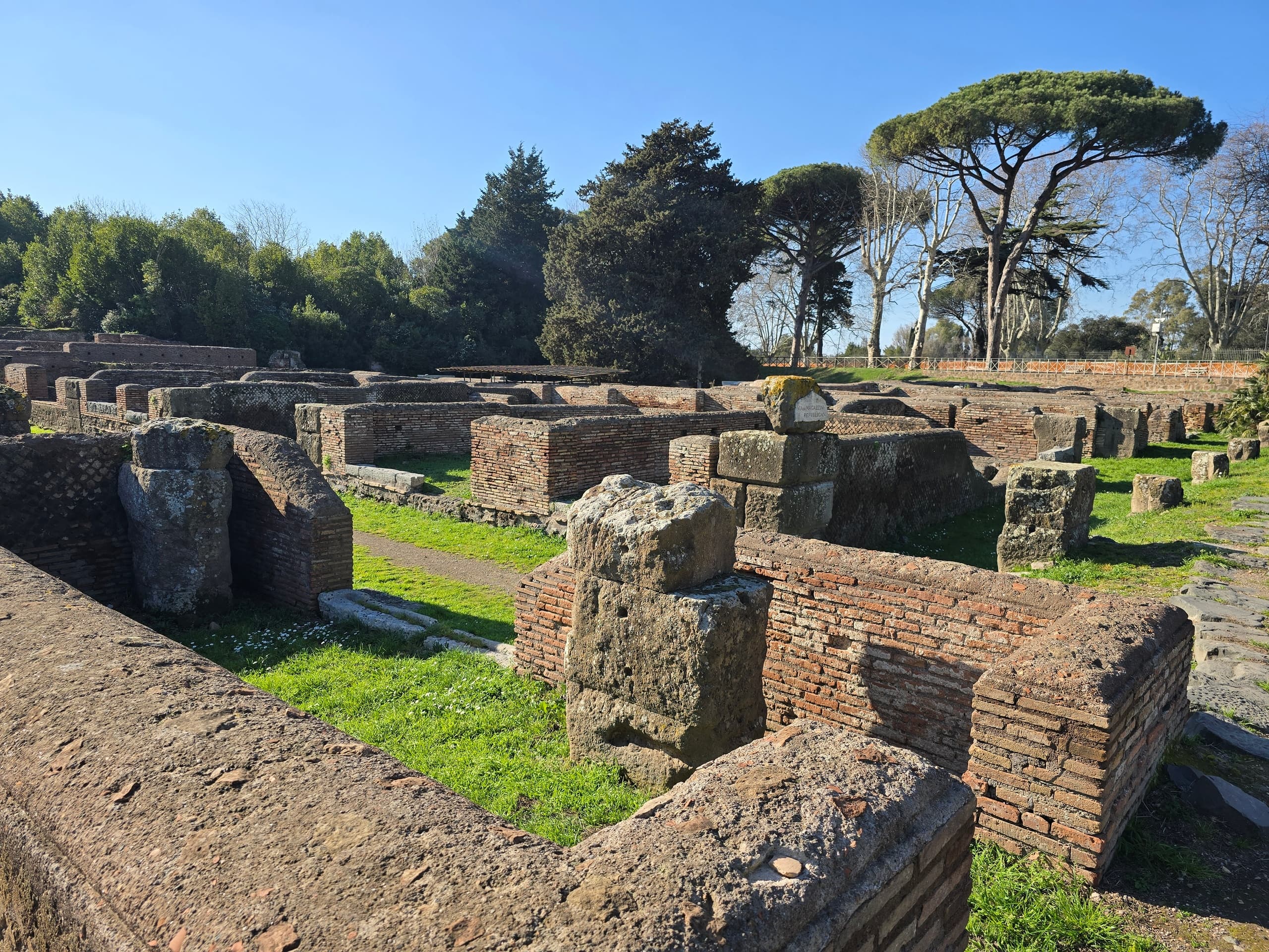 Historical Land Adventure at Ostia Antica with Loving Rome