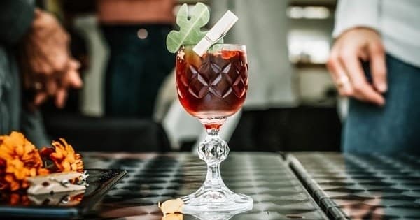 Land Adventures at Firescreek Winery: Foraging & Mixology