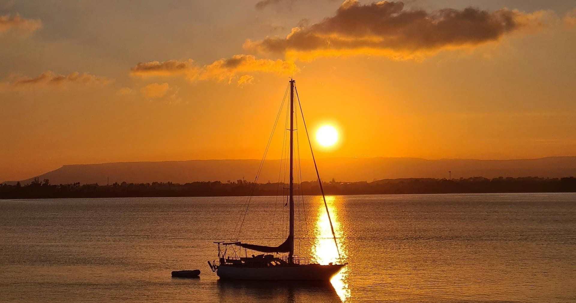 Gulf Coast Golden Hour: Sunset Tiki Boat Cruise in Sarasota