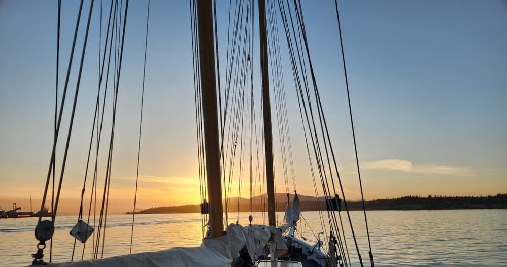 Water Activities: Sunset Sail in Anacortes