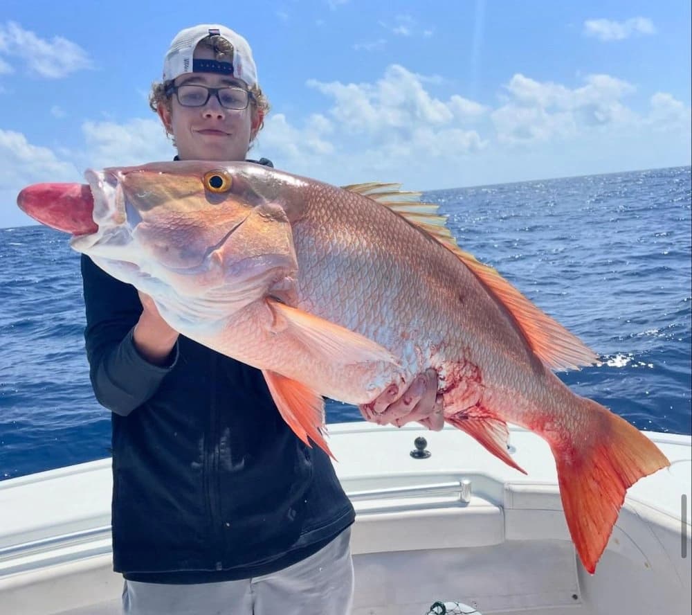 Dry Tortugas Day Trip: 24' Pathfinder to Fort Jefferson from Big Pine Key