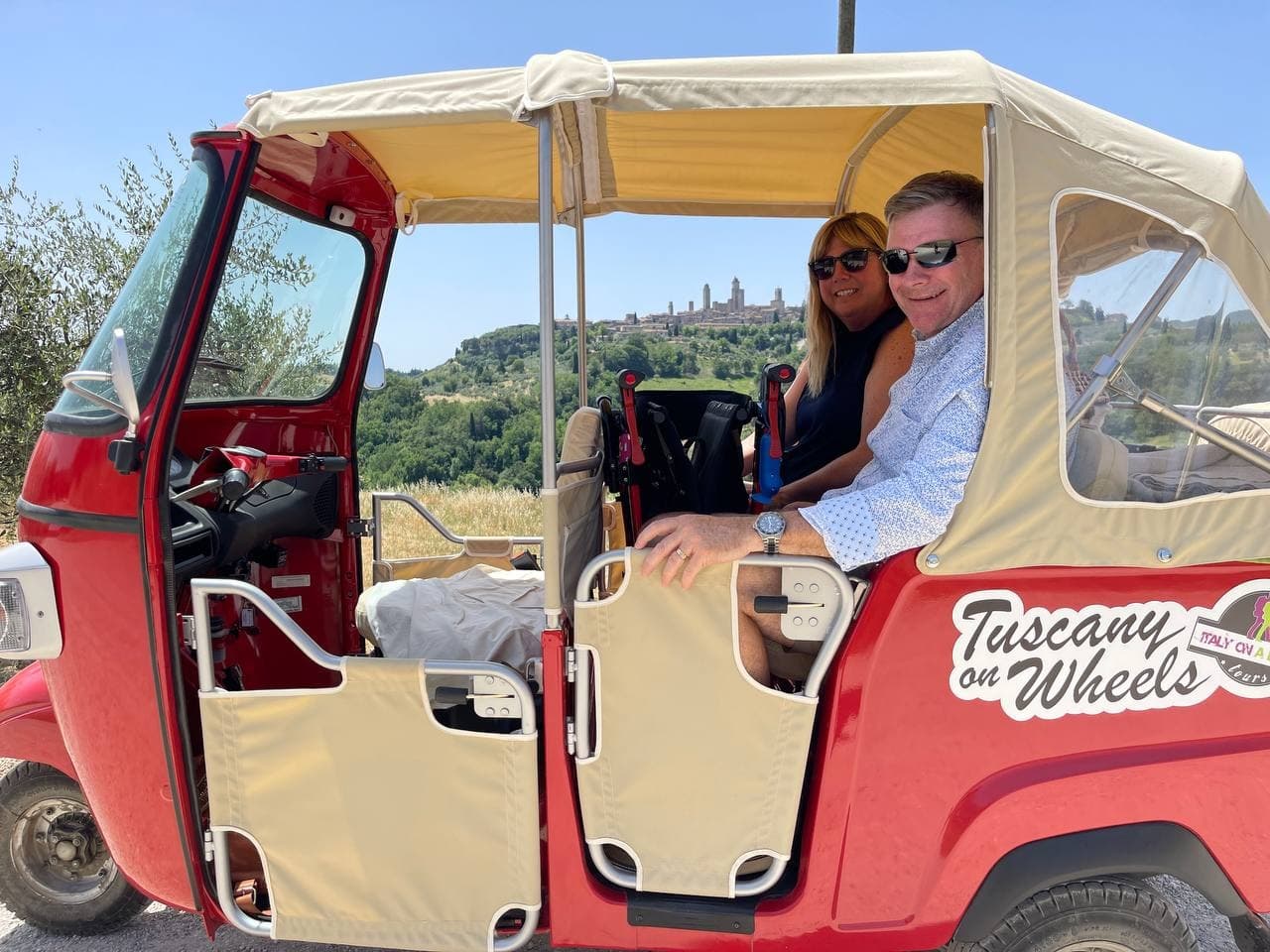 Tuscan Countryside Tour & Picnic with Tuscany on Wheels