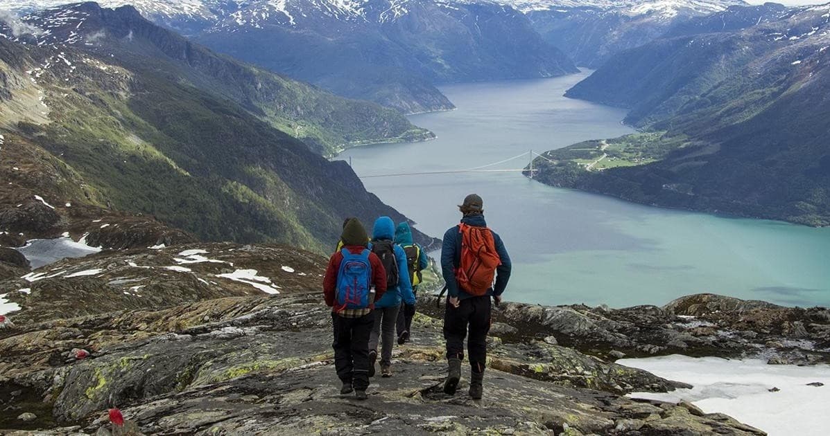 Hiking Mt. Oksen with Outdoor Norway in Vossevangen