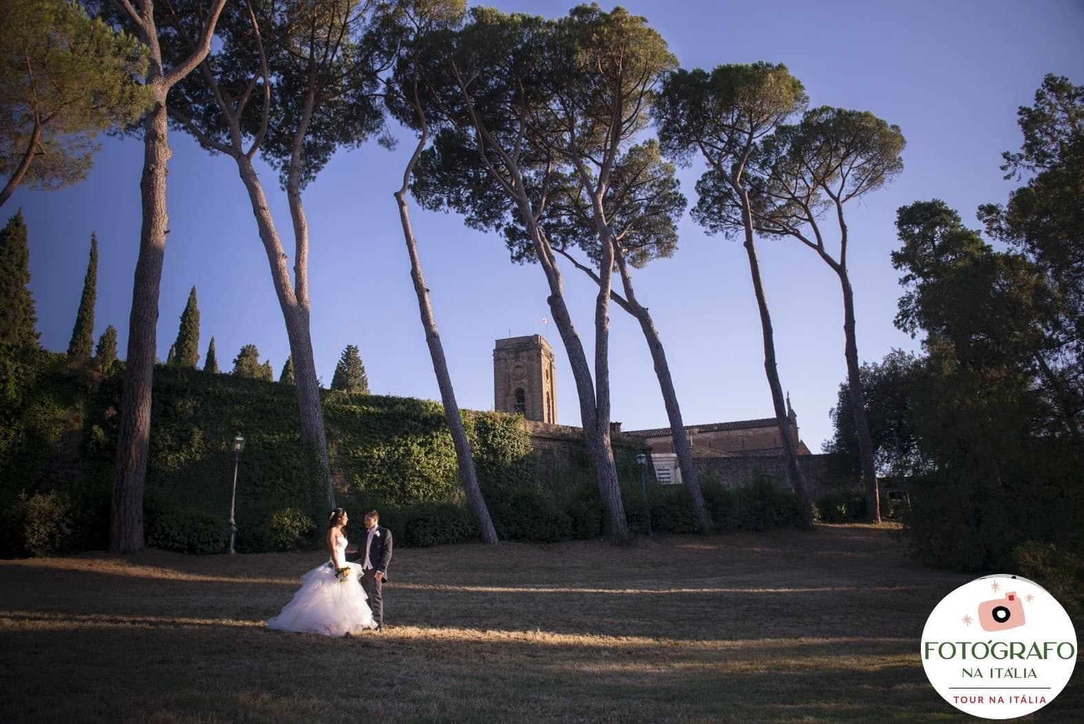 Tuscany Photo Session in Siena & San Gimignano: Sunrise and Sunset Portraits