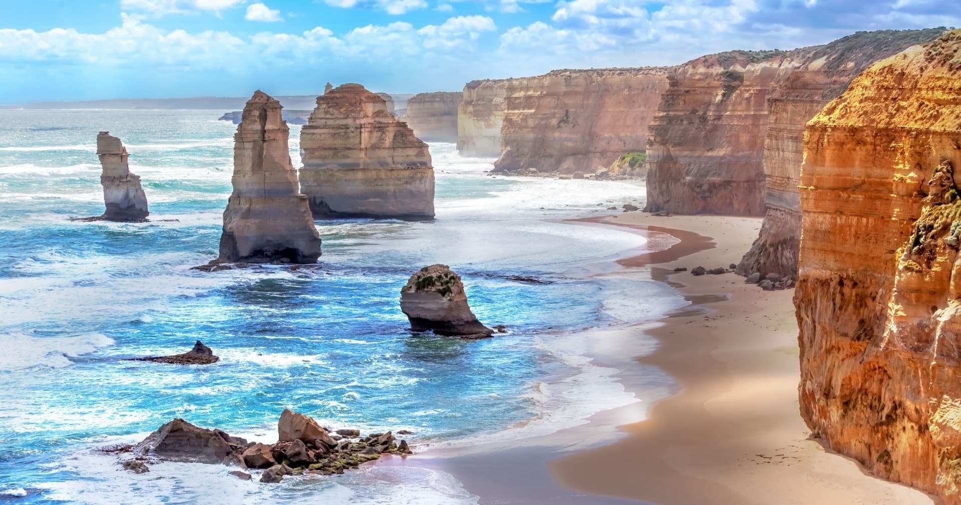 Coastal rock stacks at Twelve Apostles, scenic Great Ocean Road
