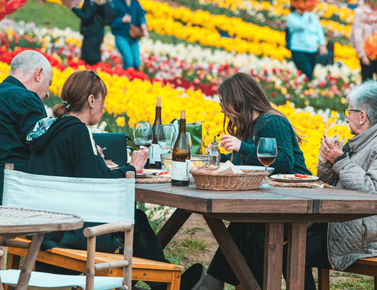 Picnic Pack Botanical Tours by Niudalia Events in Capolat