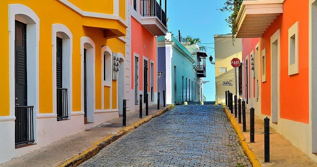 Old San Juan Bus Tours & Shopping with Group Services, LLC.