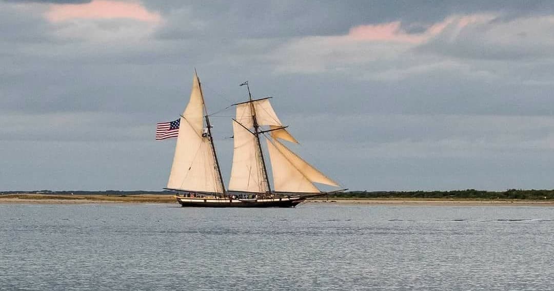 St Simons Sunset Sailings: Historic Sailing Adventure