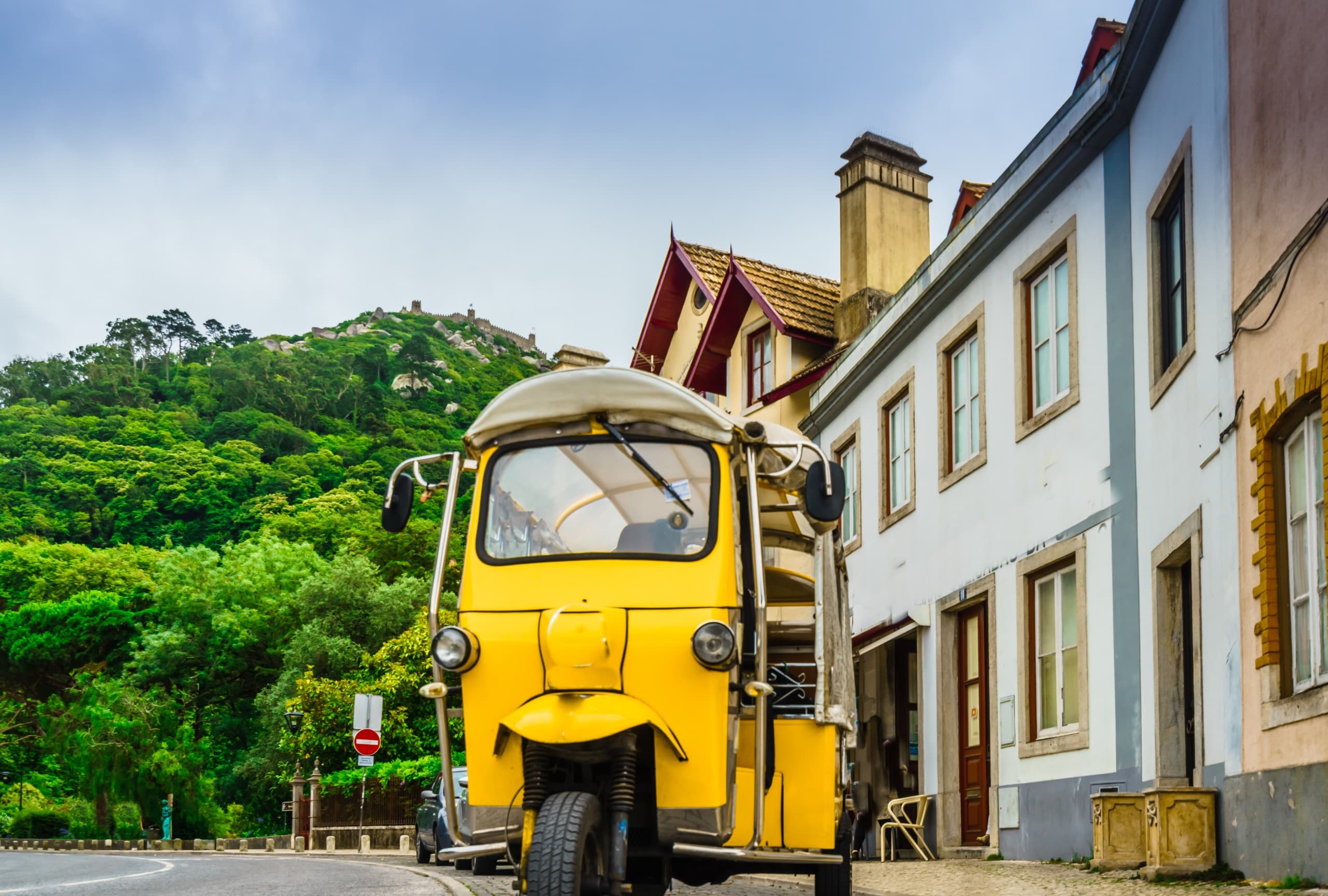 Sintra Tuk Tuk Tour with The Lisbon Guy