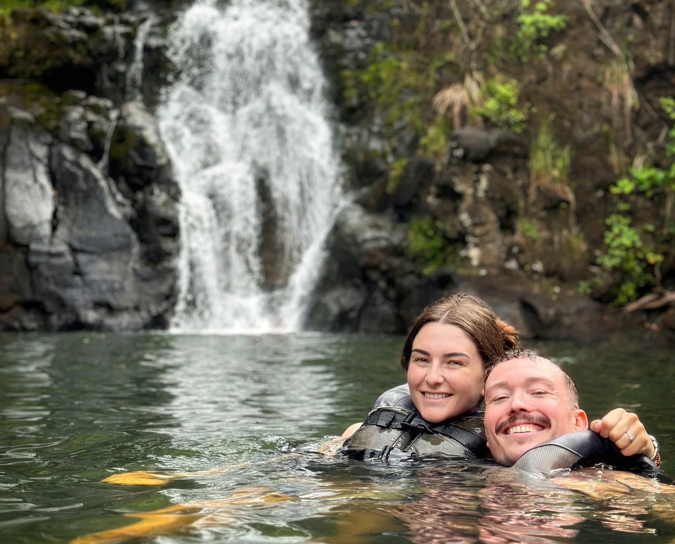 Private Island Tour & Waterfall Adventure with Oahu Photography Tours