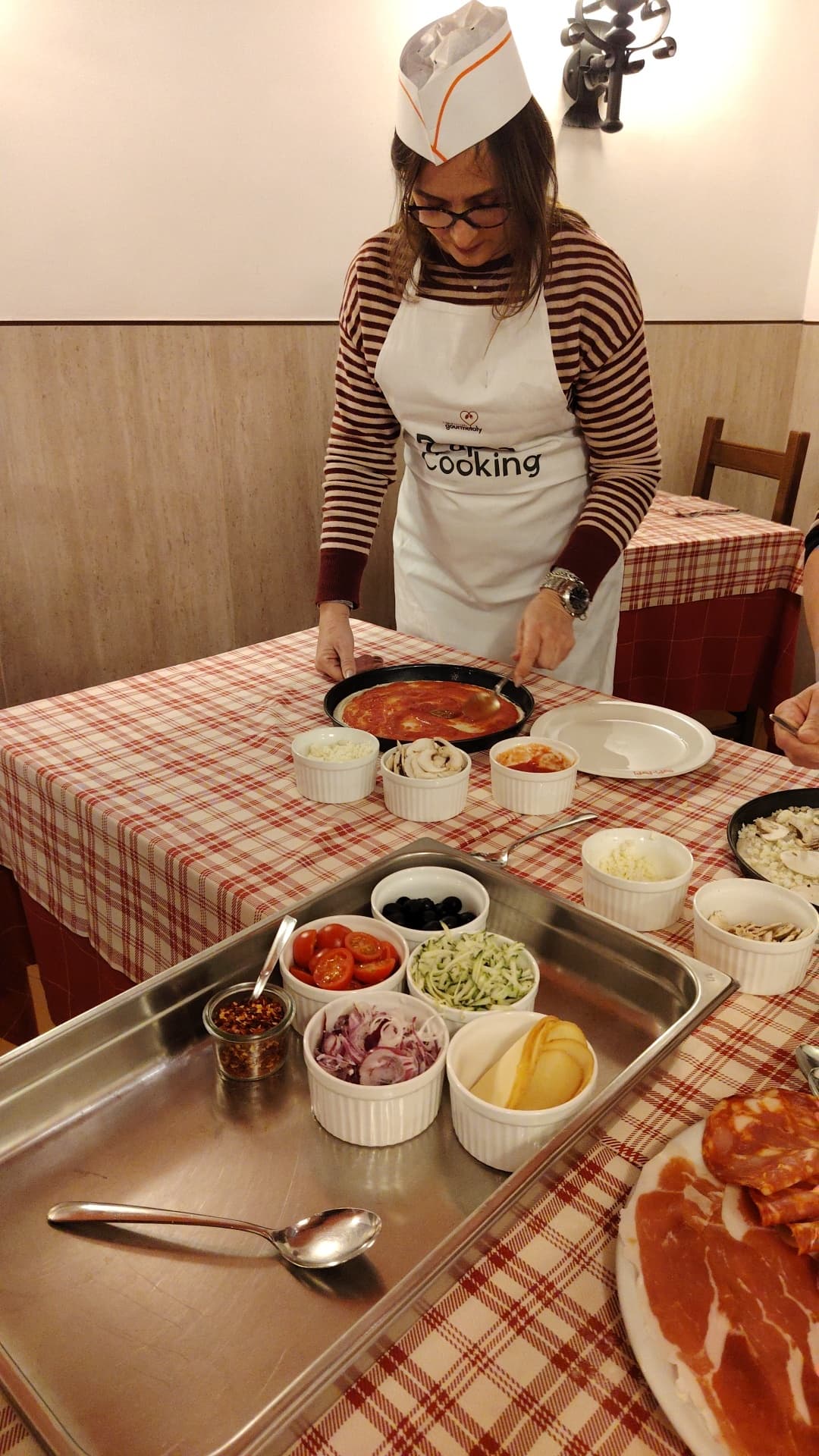 Hands-On Roman Pizza Class in Trastevere: Walk, Bake & Gelato Evening photo 4