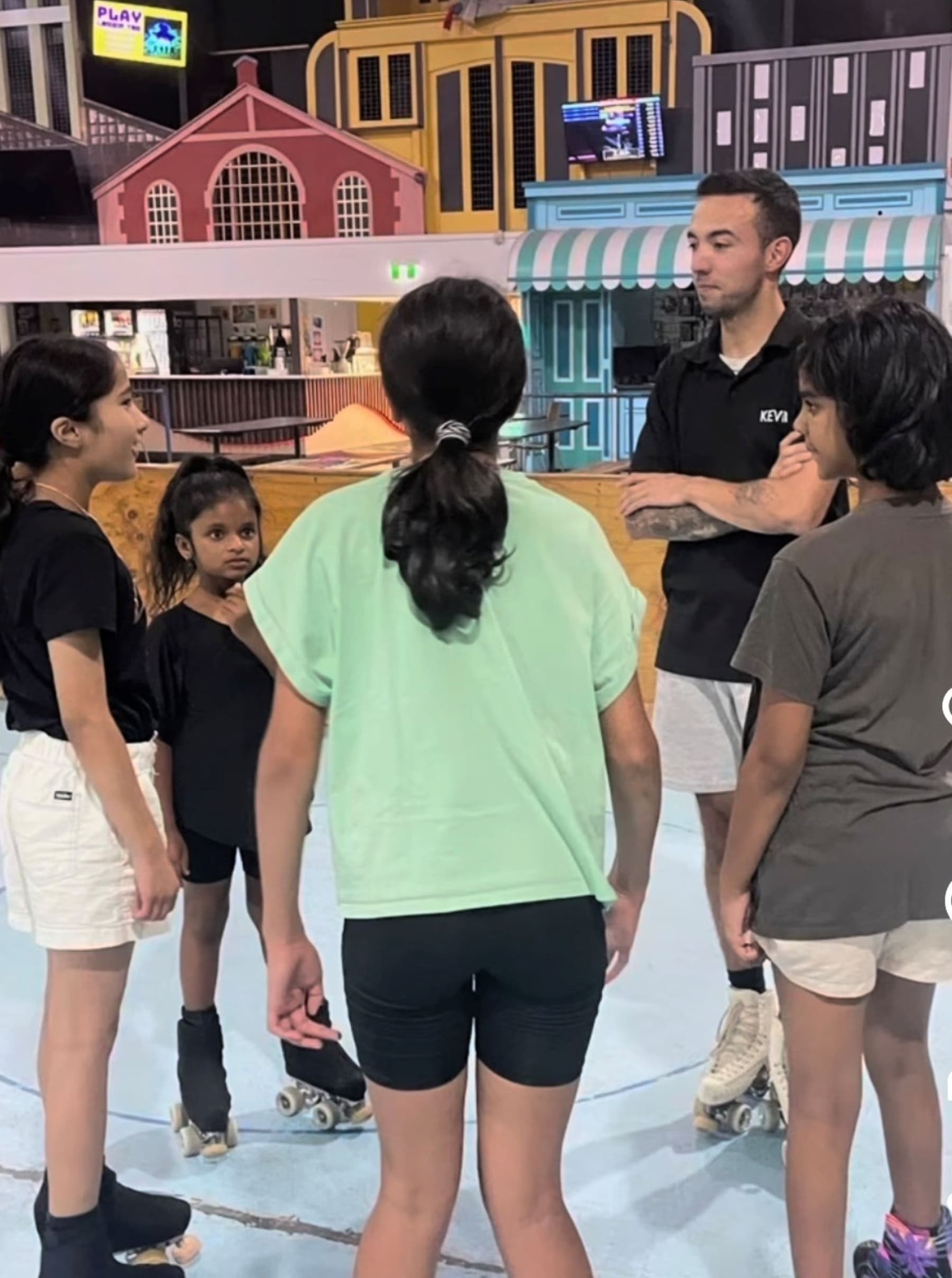 Intermediate Roller Skating Class with Coach Kevin at Sunshine Rink