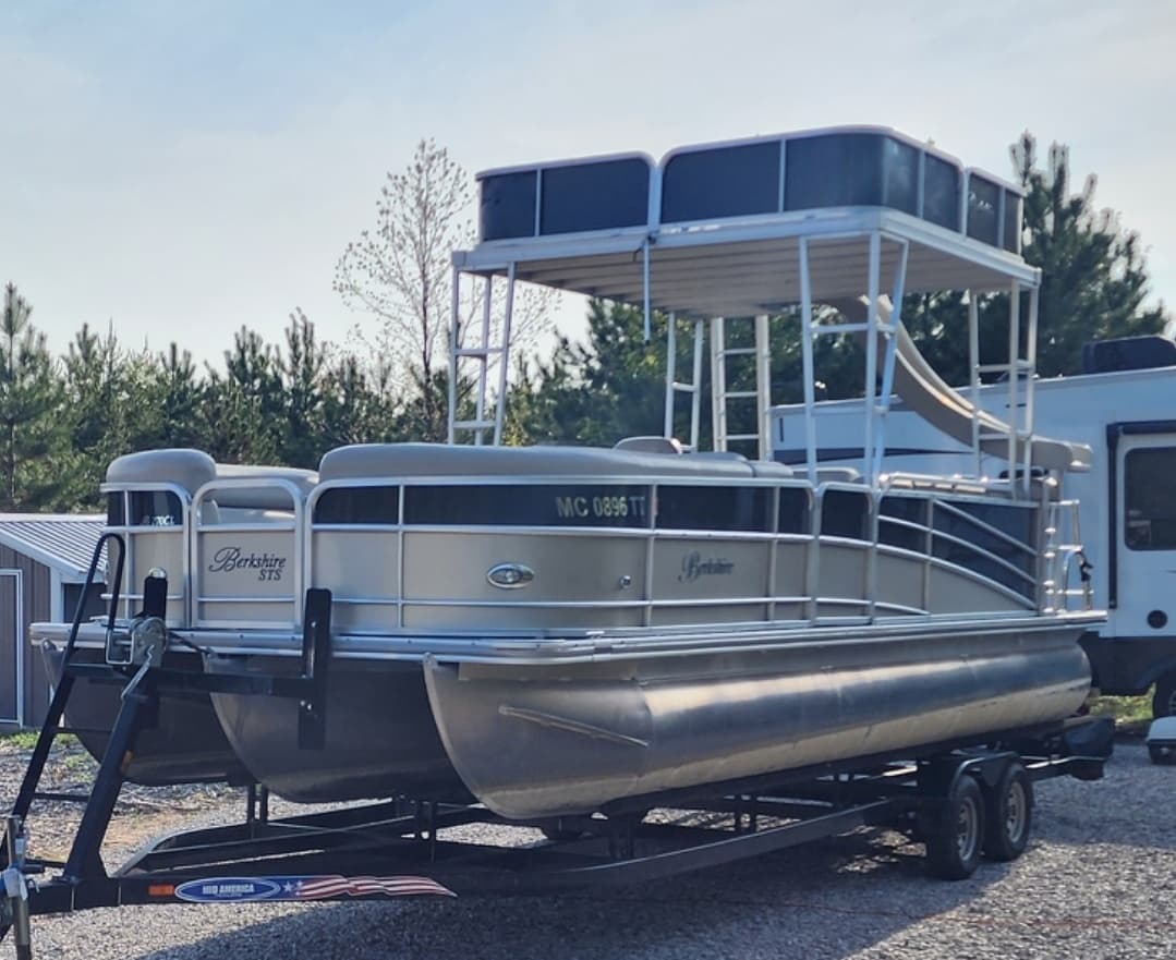 Boat Charters with TC Funsports in Local Waters