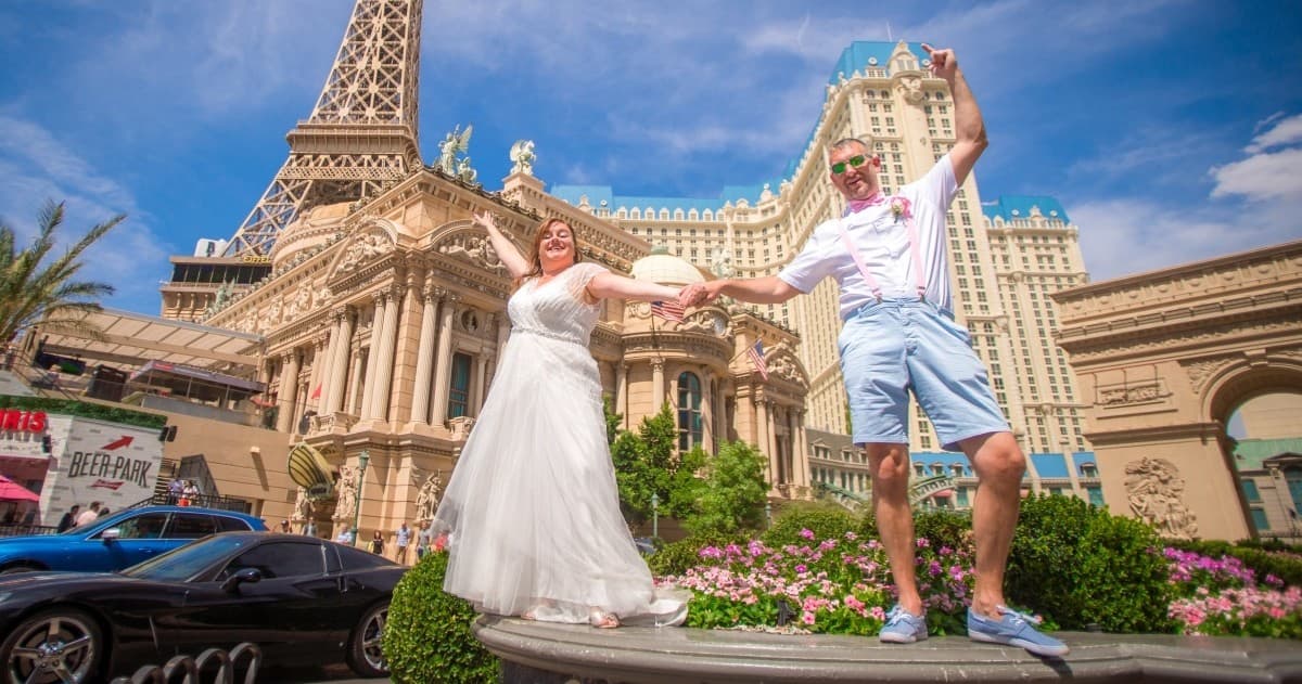 Bride and groom portrait by Paris Las Vegas hotel replica