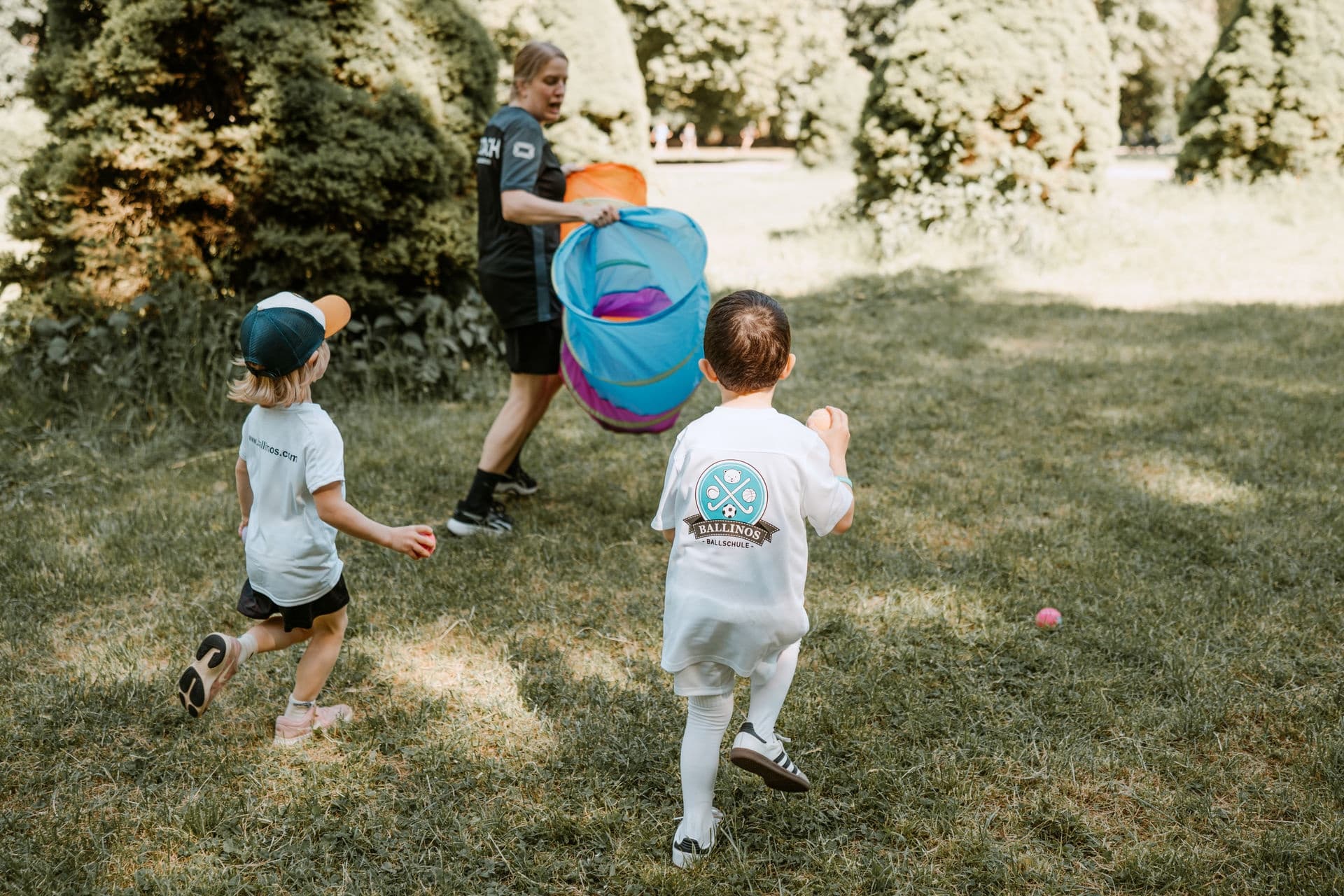 Land Adventures with Ballinos in Südstadt