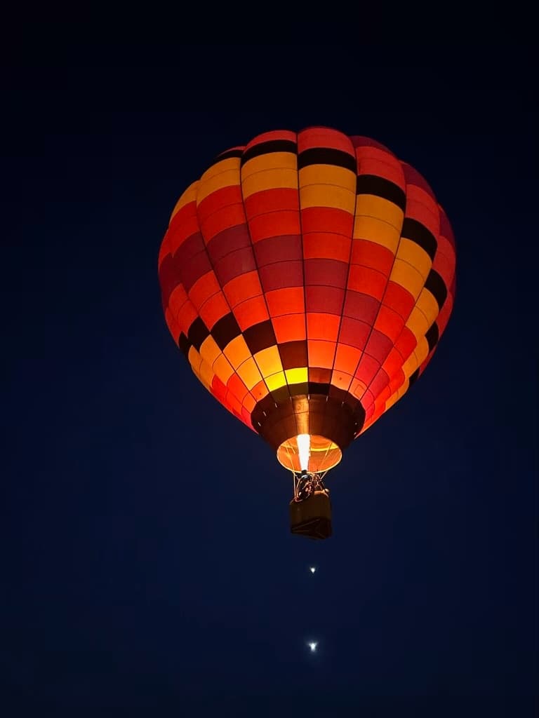 Predawn Hot-Air Balloon Flight Over Eagle, Idaho: Sunrise from the Sky