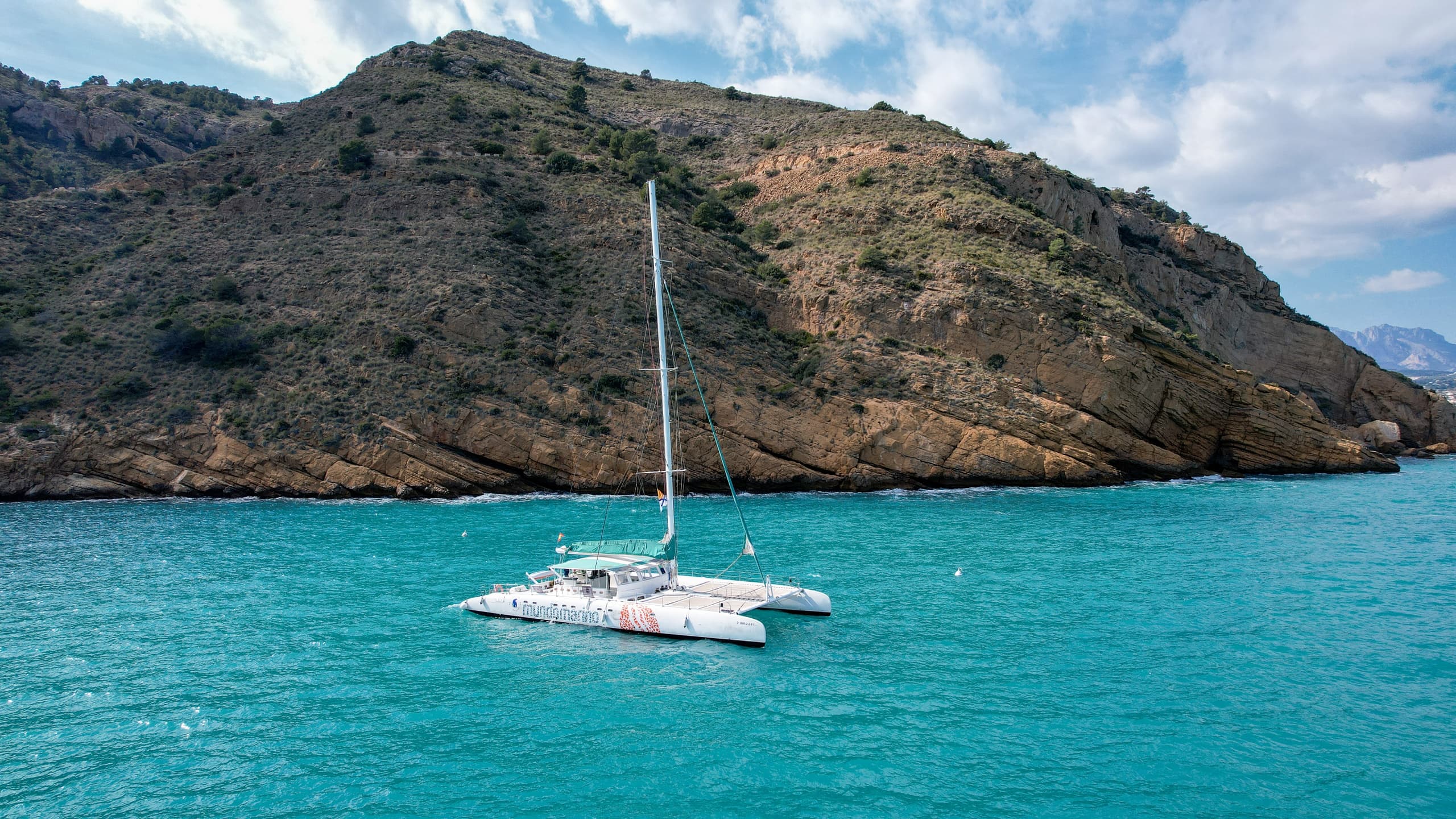 Coastal Sailing Tours with Mundo Marino in Calpe